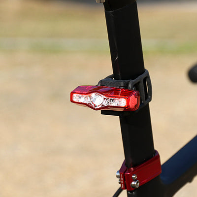Farol Dianteiro e Traseiro CATEYE AMPP400 & VIZ150