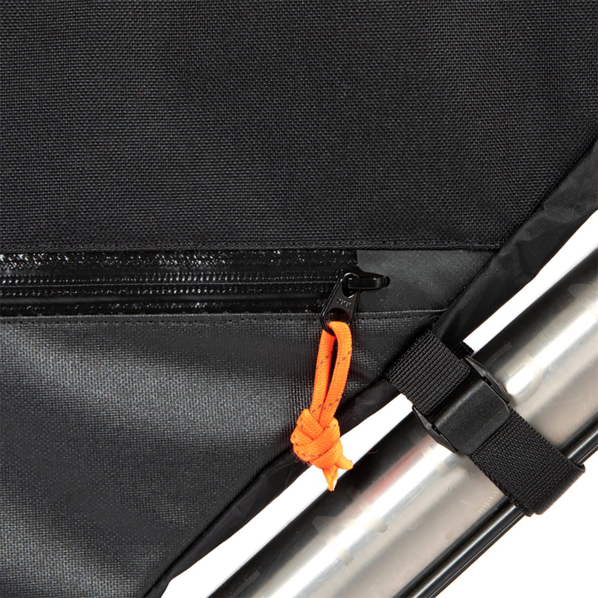 RESTRAP SACO FULL FRAME MÉDIO 7,5L Preto