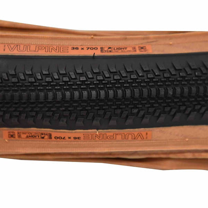 Pneu WTB VULPINE TCS LIGHT FAST ROLLING DUAL DNA 700x36c Tubeless Ready Reforçado Bege