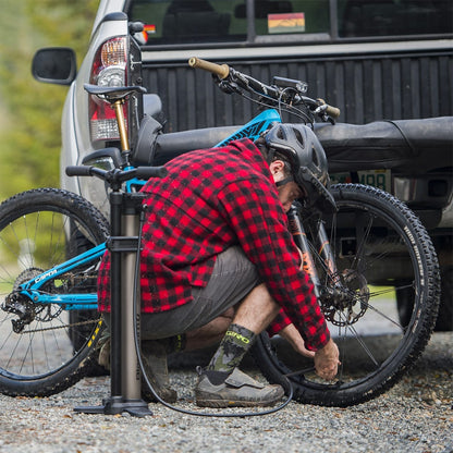 Bomba de Pé BLACKBURN CHAMBER TUBELESS