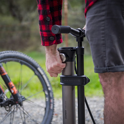 Bomba de Pé BLACKBURN CHAMBER TUBELESS