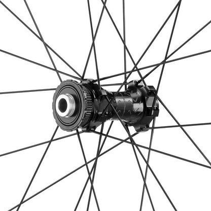 Par de Rodas CAMPAGNOLO LEVANTE 2-WAY FIT DISC 700c