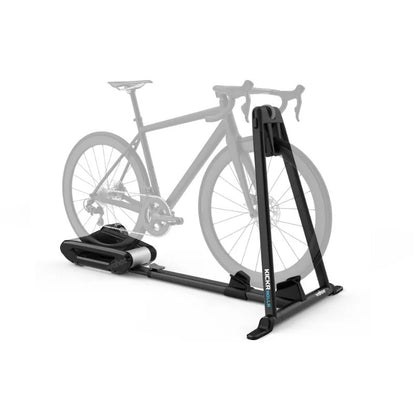 KICKR ROLLR Smart Trainer — Montagem com bicicleta ilustrativa não incluída