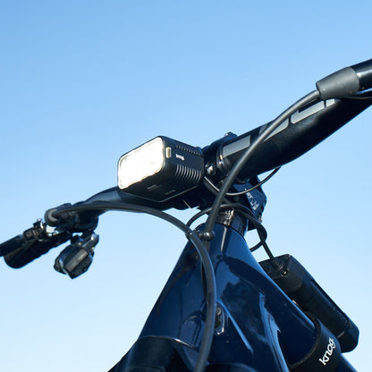 Farol Dianteiro KNOG BLINDER X 2300