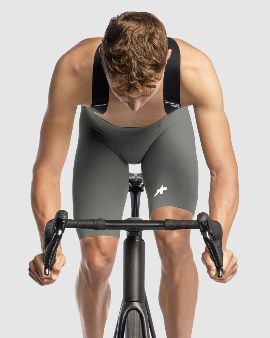 ASSOS EQUIPE R S11 Bib Short Cáqui