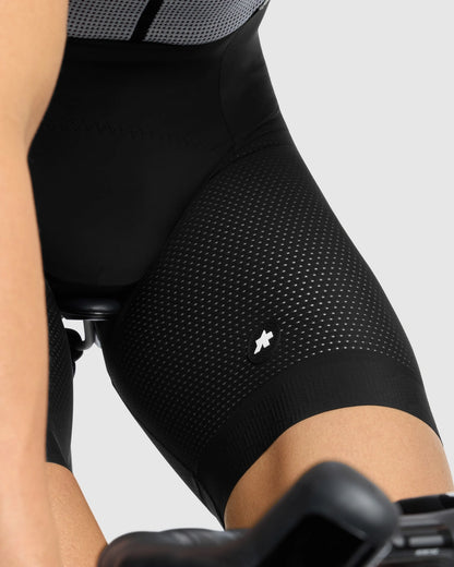 Culote Curto com Alças ASSOS MILLE GT INDOOR S11 Preto