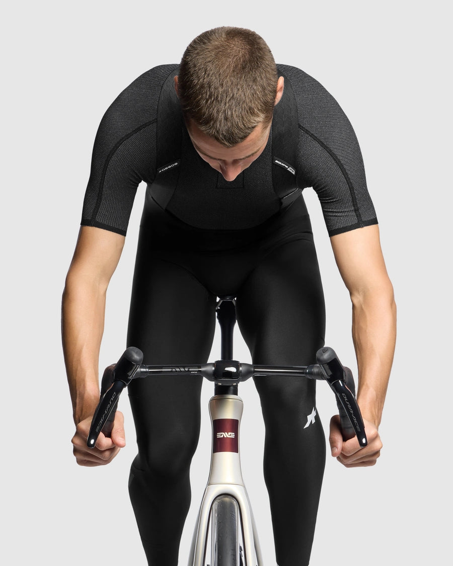 Calção Longo com Bretelas ASSOS EQUIPE RS SPRING FALL S11 EVO Preto