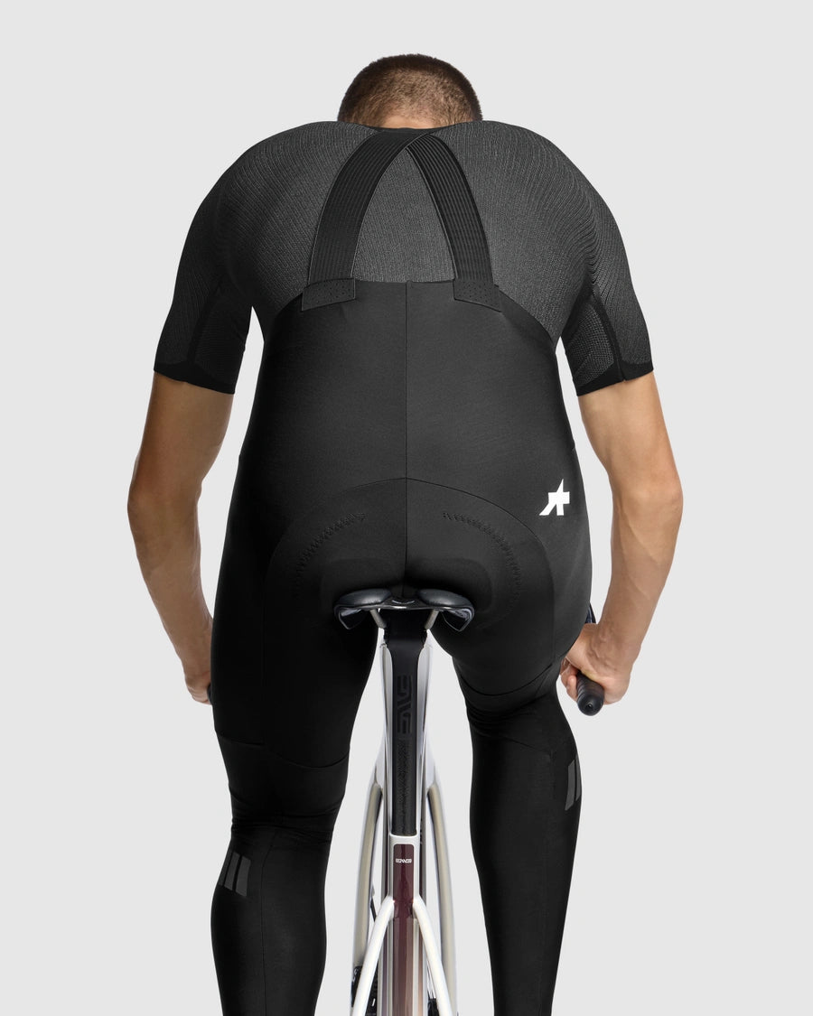 Calção Longo com Bretelas ASSOS EQUIPE RS SPRING FALL S11 EVO Preto