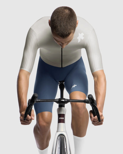 Maillot ASSOS EQUIPE RS S11 Mangas Curtas Almond Milk