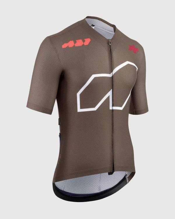 ASSOS EQUIPE R S11 Jersey We are the A Manga curta castanha
