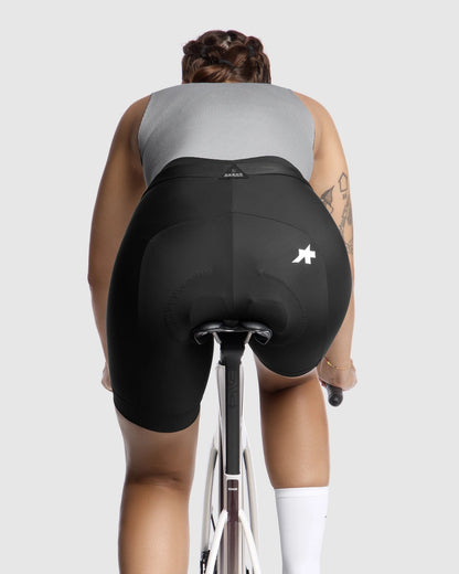 Calções de ciclismo curtos para mulher ASSOS UMA GT HALF S11 SHORT pretos