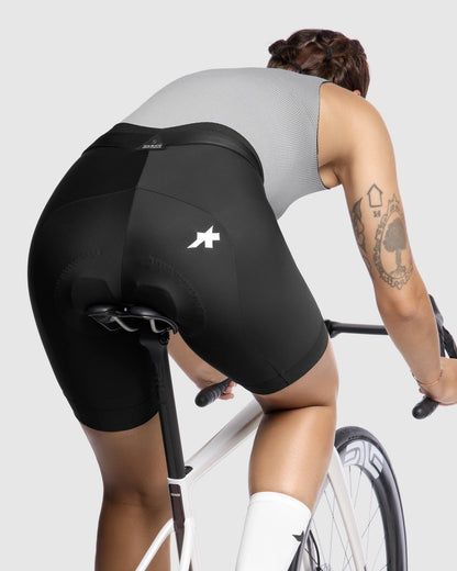 Calções de ciclismo curtos para mulher ASSOS UMA GT HALF S11 SHORT pretos