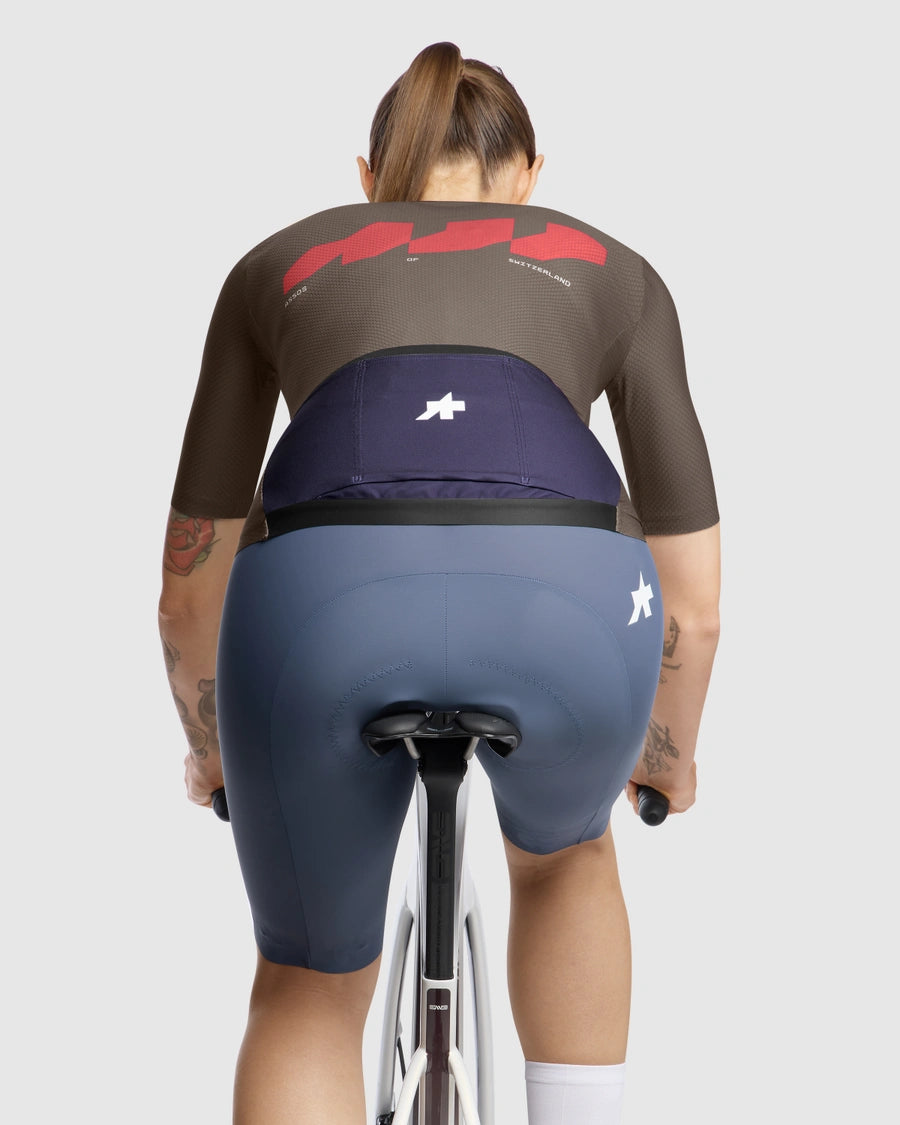 ASSOS DYORA R S11 We are the A Camisola de manga comprida castanha para mulher