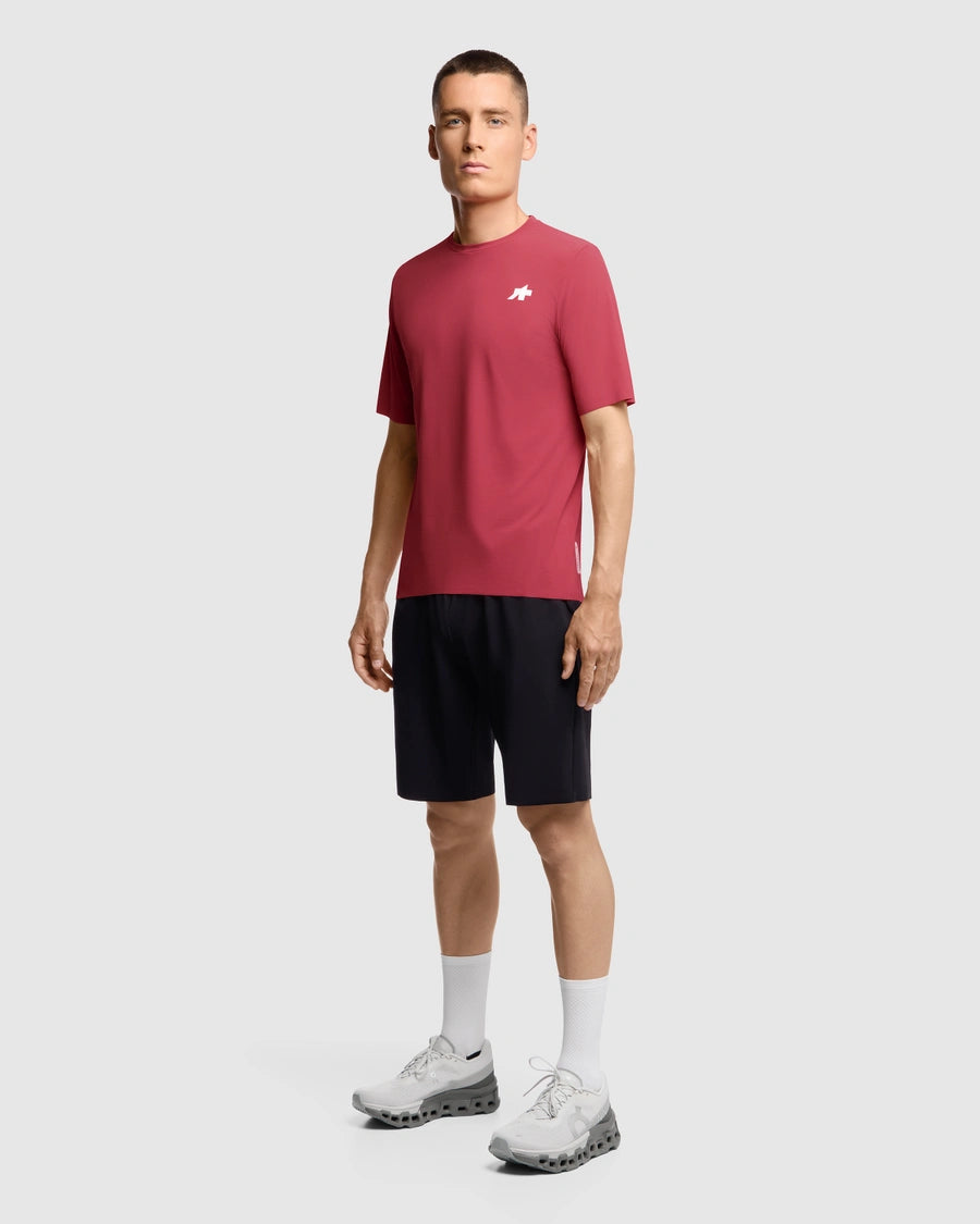 ASSOS TACTICA POST RIDE T5 Camisola de manga curta Deep Berry