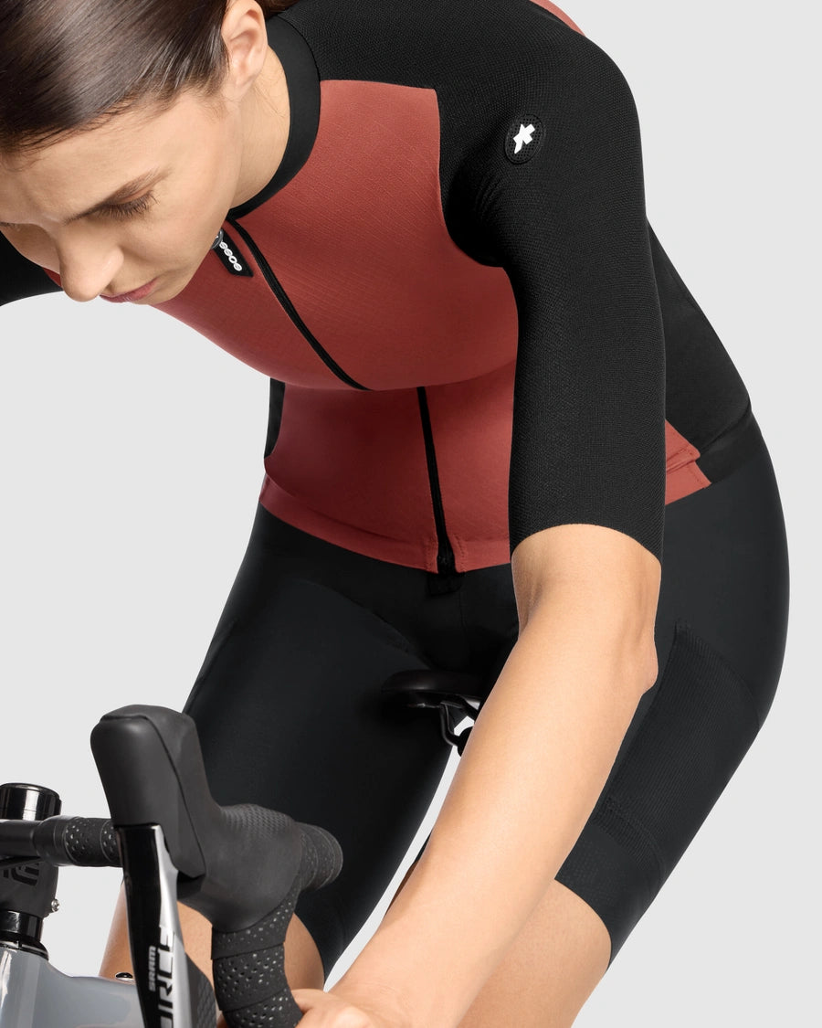 ASSOS TACTICA T5 Camisola de manga curta castanha queimada para mulher