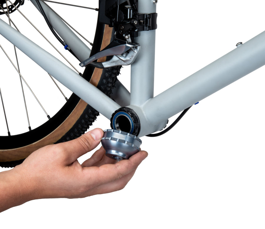 Park Tool BBT-27.3 ajustada a uma caixa exterior do movimento pedaleiro