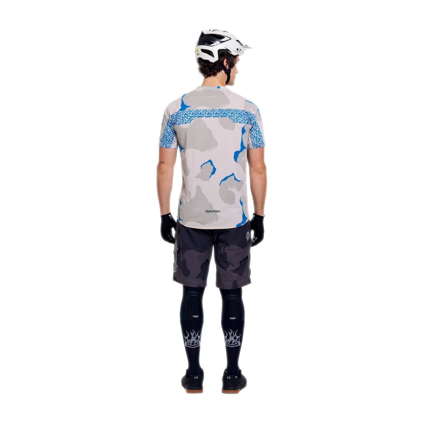 TROY LEE DESIGNS SKYLINE PRO FLOW CAMO Calções em carbono com forro BN3TH
