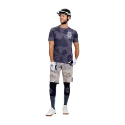 TROY LEE DESIGNS SKYLINE PRO FLOW CAMO Camisola de manga curta Carbono