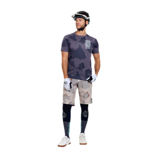 TROY LEE DESIGNS SKYLINE PRO FLOW CAMO Calções com forro BN3TH