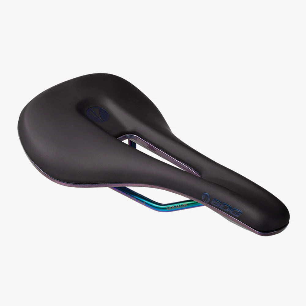 SDG BEL-AIR V3 OVERLAND Rails Lux-Alloy Preto/Oil Slick Saddle