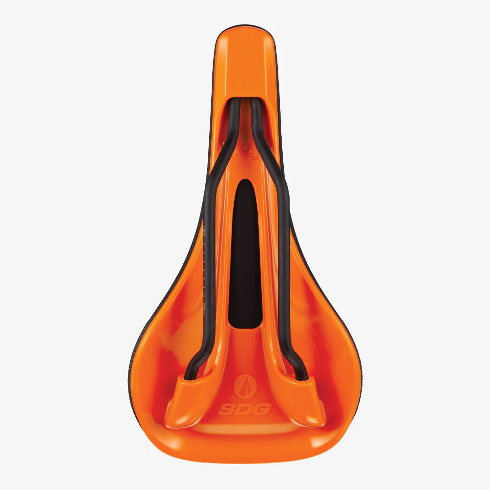 SDG BEL-AIR V3 Rails Lux Alloy Saddle Preto/Laranja