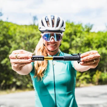 Bomba de mão LEZYNE PRESTA POCKET DRIVE preta
