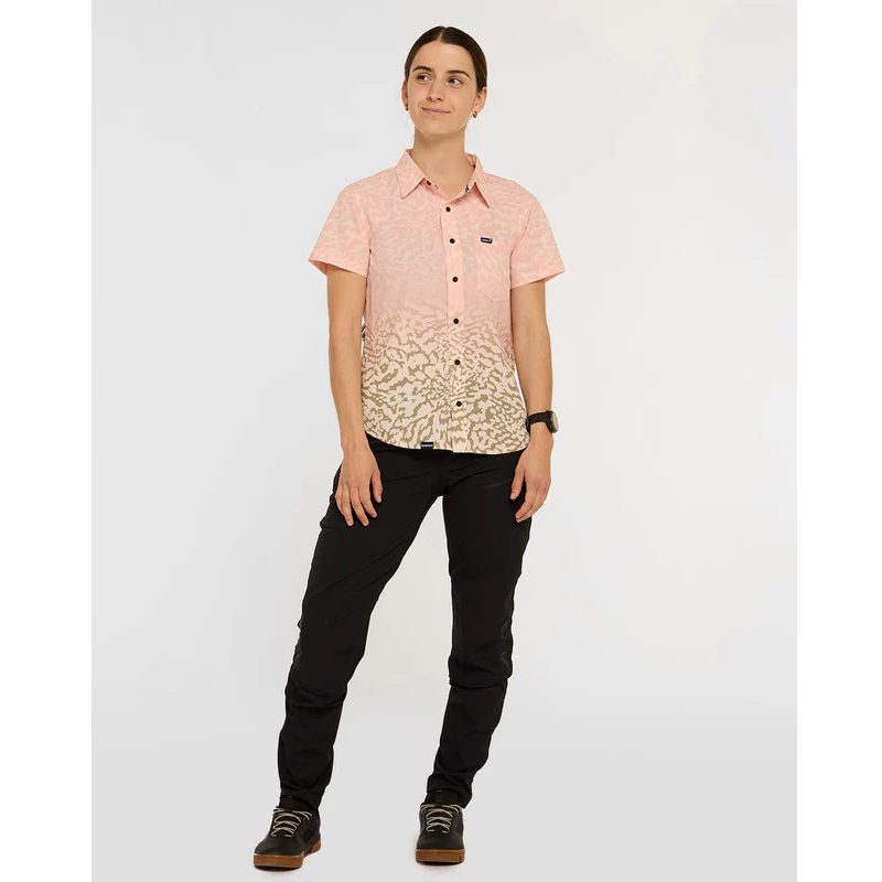 Camisa técnica DHARCO TECH PARTY PRISCILLA para mulher Bege