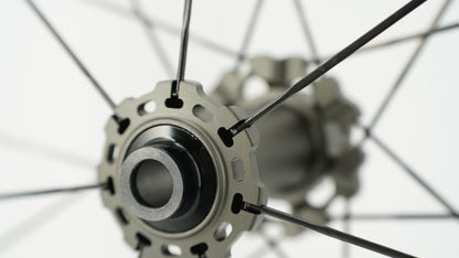 Par de Rodas SCOM AERO 50/62 Tubeless Ready (Center Lock)