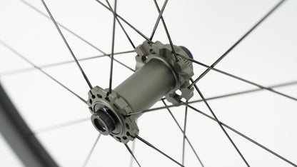 Par de Rodas SCOM AERO 50 Tubeless Ready (Center Lock)