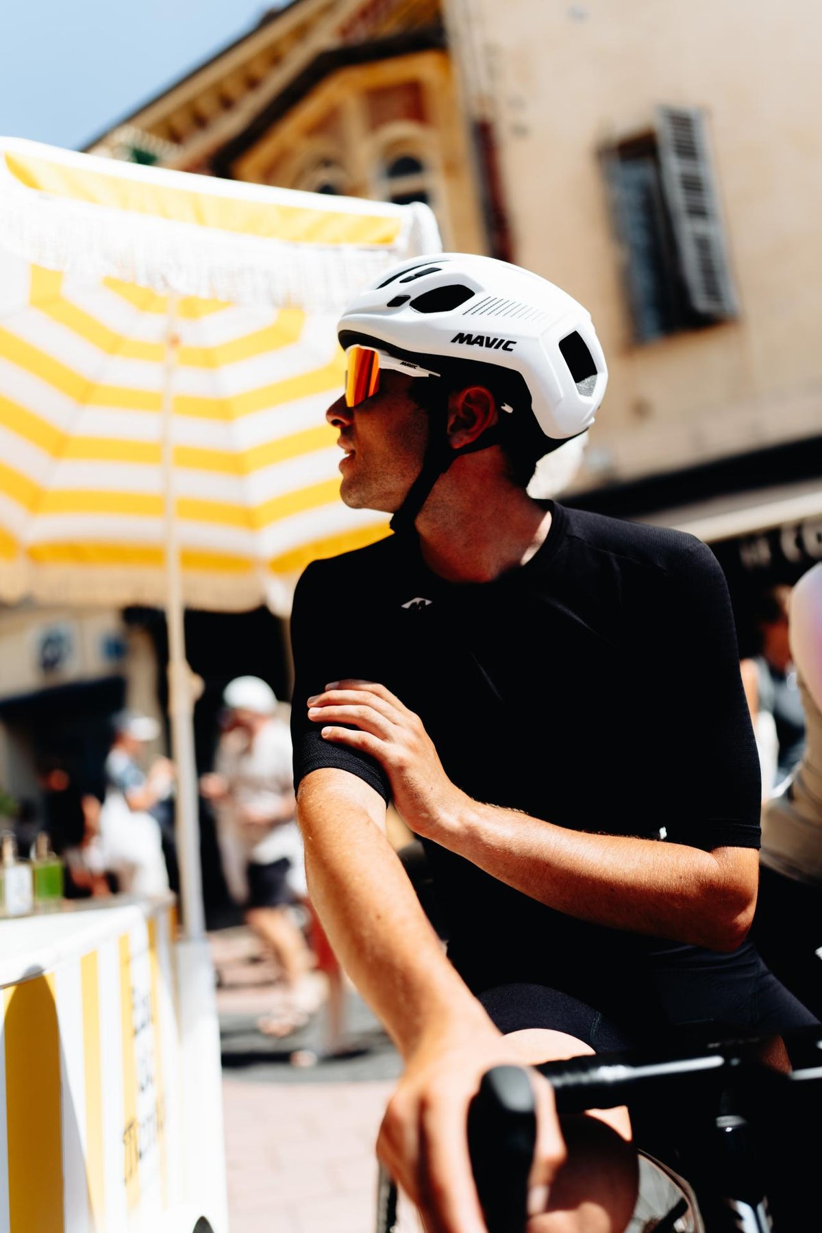 Capacete de estrada MAVIC AKSIUM 2027
