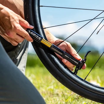 Bomba de mão LEZYNE PRESTA POCKET DRIVE preta
