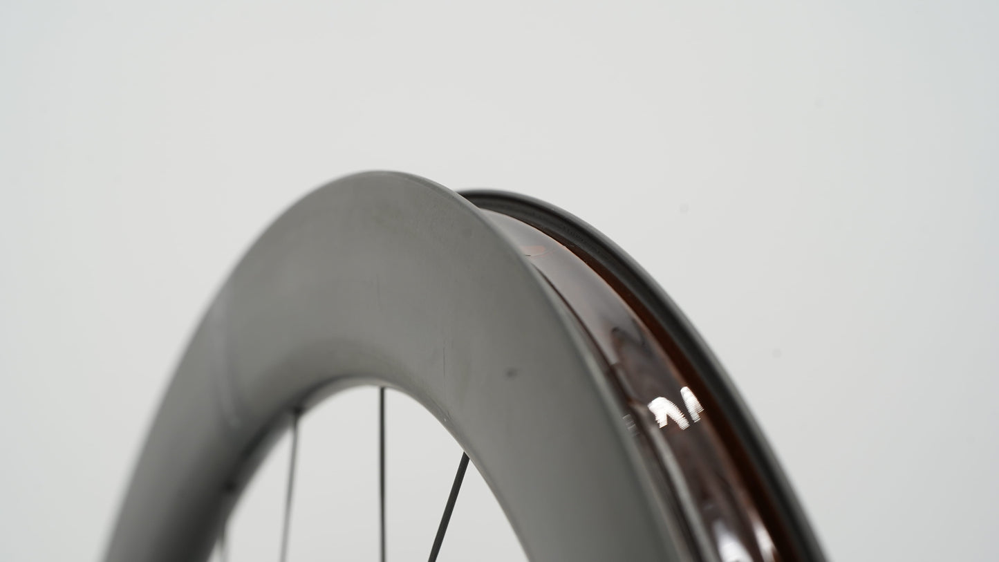 Par de rodas SCOM ULTRA + Tubeless Ready (bloqueio central)