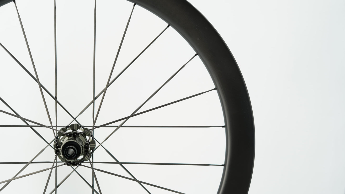 Pares de rodas SCOM ULTRA 50 Tubeless Ready (Center Lock)