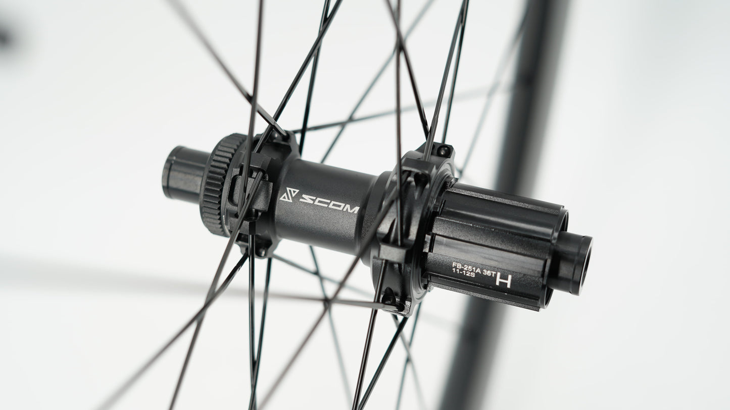Par de rodas SCOM CORSA 60 Tubeless Ready (Center Lock)
