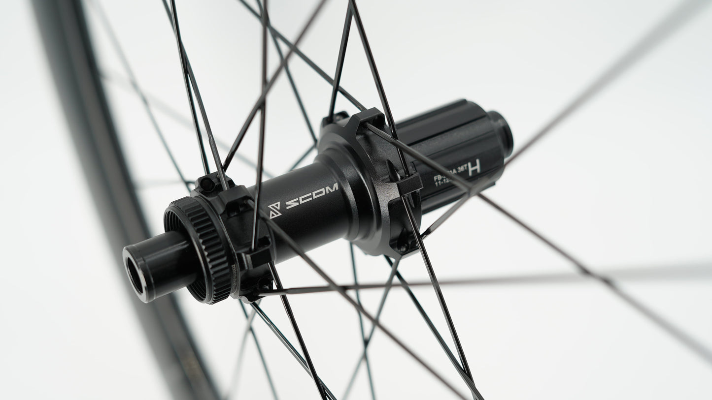 Par de rodas SCOM CORSA 45 Tubeless Ready (Center Lock)