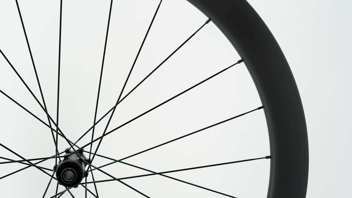 Par de rodas SCOM CORSA 45 Tubeless Ready (Center Lock)