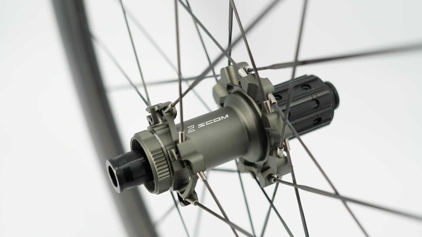 Par de rodas SCOM ULTRA + Tubeless Ready (bloqueio central)