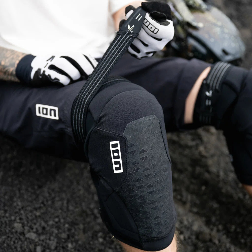 Joelheiras unissexo ION K-Pact Zip Preto