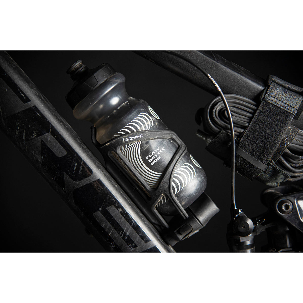 Bidão LEZYNE FLOW BOTTLE Cinzento