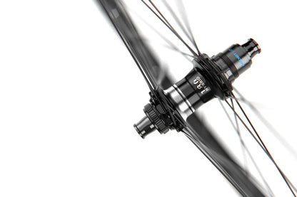 Roda Traseira DT SWISS HXC 1200 SPLINE 30 mm 27.5" 12x148 mm