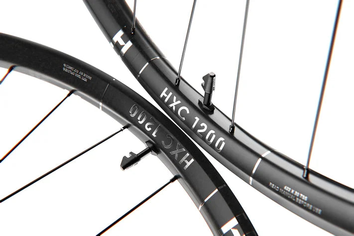 Roda dianteira DT SWISS HXC 1200 SPLINE 29" 30 mm 15x110 mm