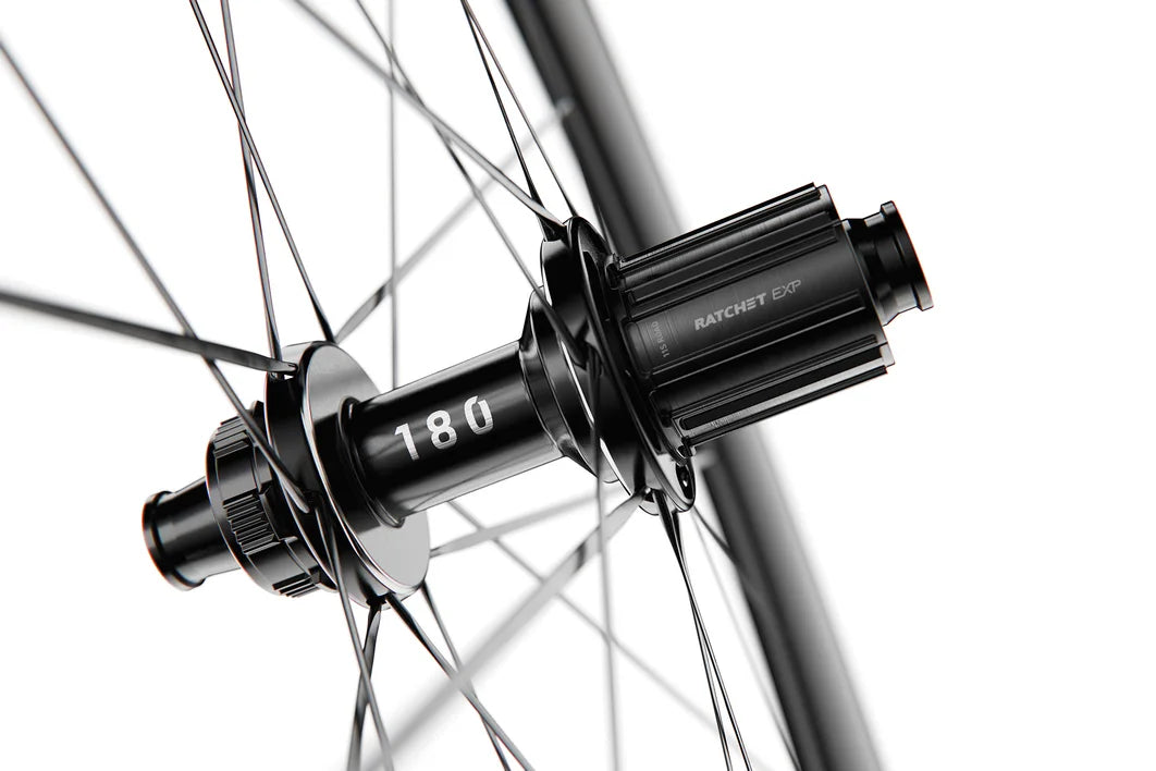 Roda traseira DT SWISS ARC 1100 DICUT 38 DISC Tubeless Ready (Center Lock)