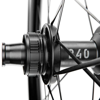 Roda Dianteira DT SWISS ARC 1400 DICUT 55 Tubeless Ready (Center Lock)