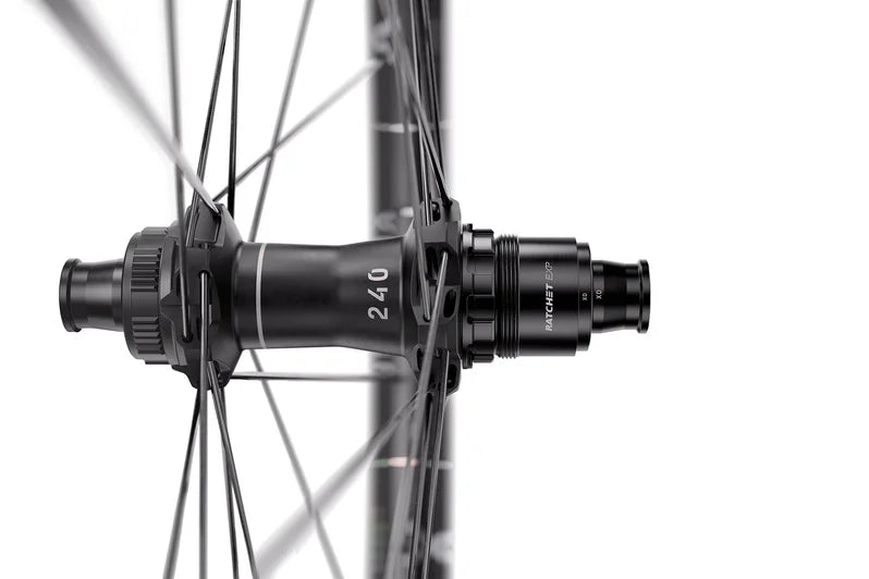 DT SWISS XRC 1500 SPLINE 29" 30 mm 12x148 mm Roda traseira