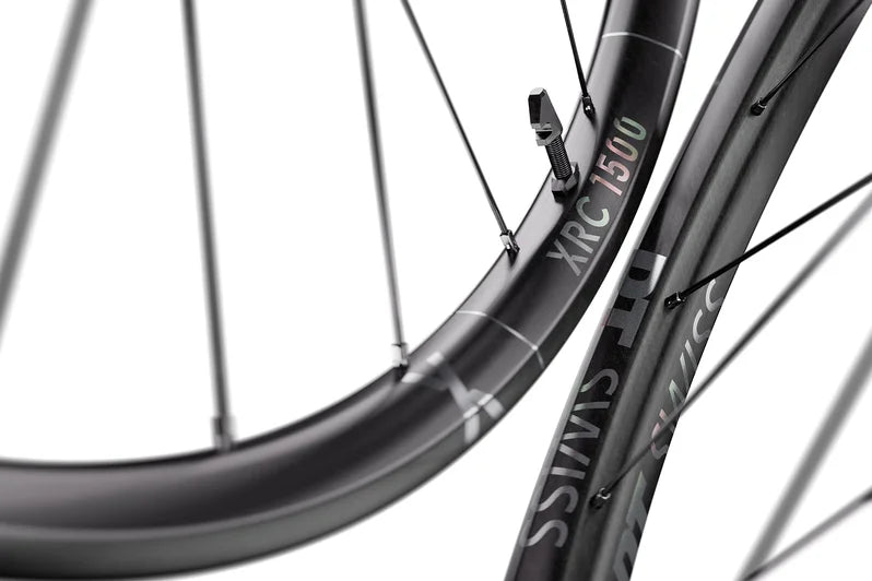 Roda dianteira DT SWISS XRC 1500 SPLINE 29" 30 mm 15x110 mm