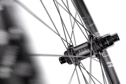 Roda Traseira DT SWISS HX 1700 SPLINE 30 mm 27.5" 12x148 mm Boost 2026