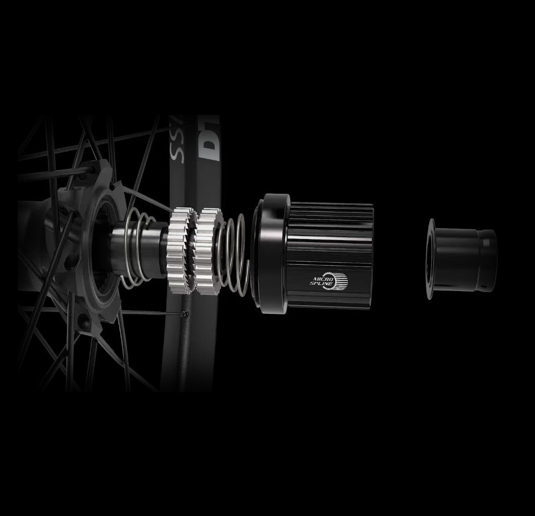 DT SWISS XM 1700 SPLINE ONE Roda traseira 30 mm 27,5" 12x148 mm Boost