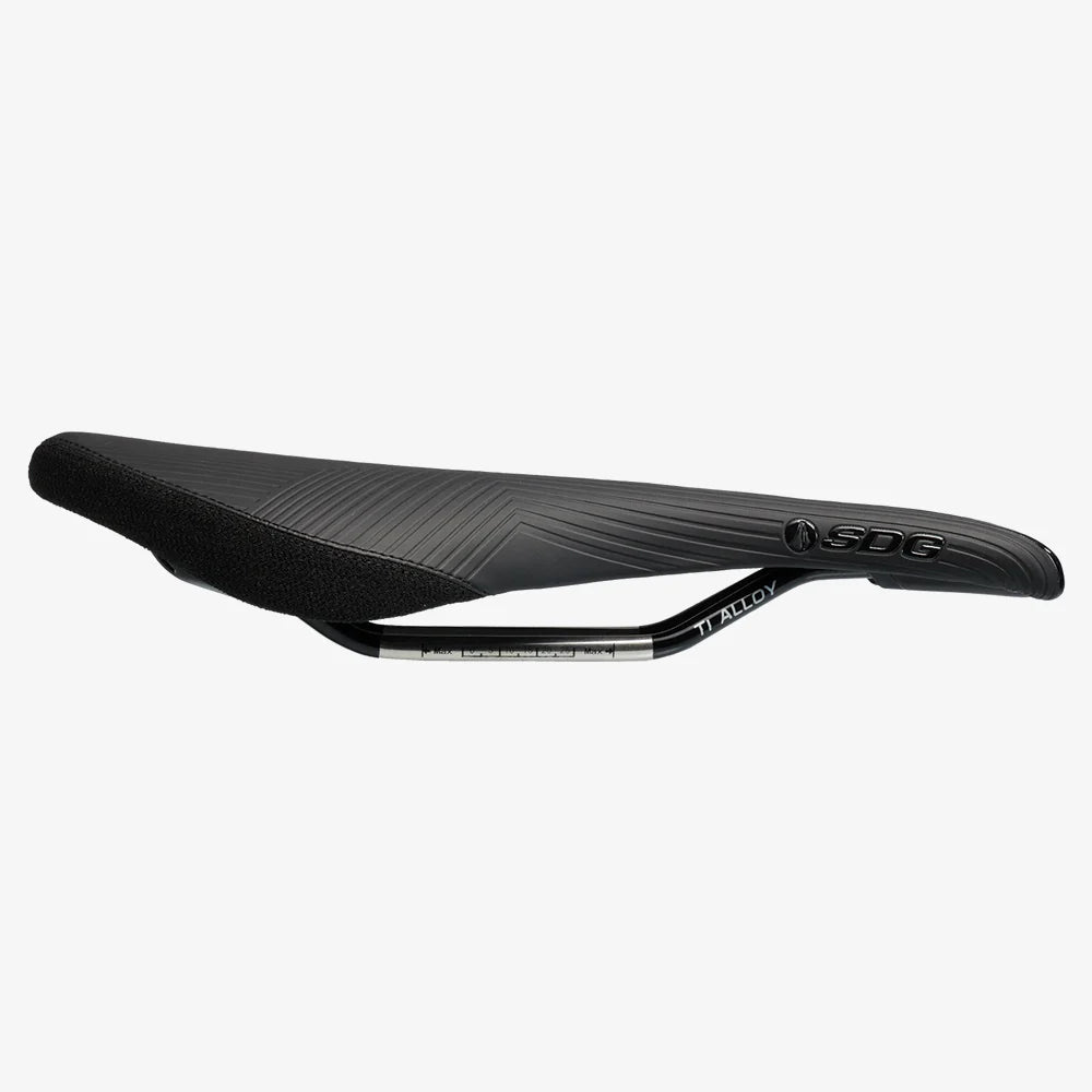 SDG DUSTER P MTN Rails Ti-Alloy Saddle Preto