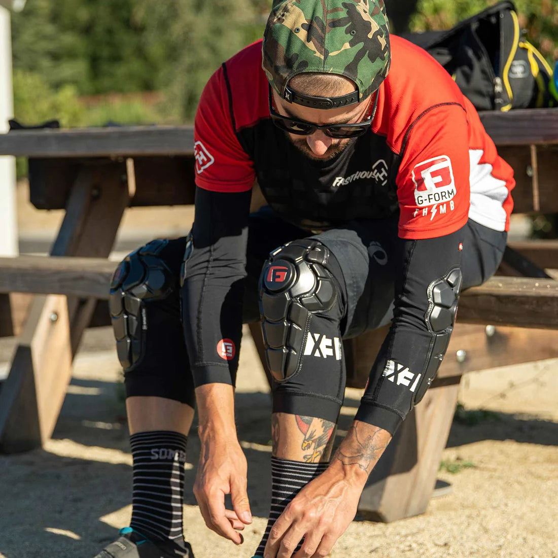 Joelheiras G-FORM PRO-X3 Preto Mate