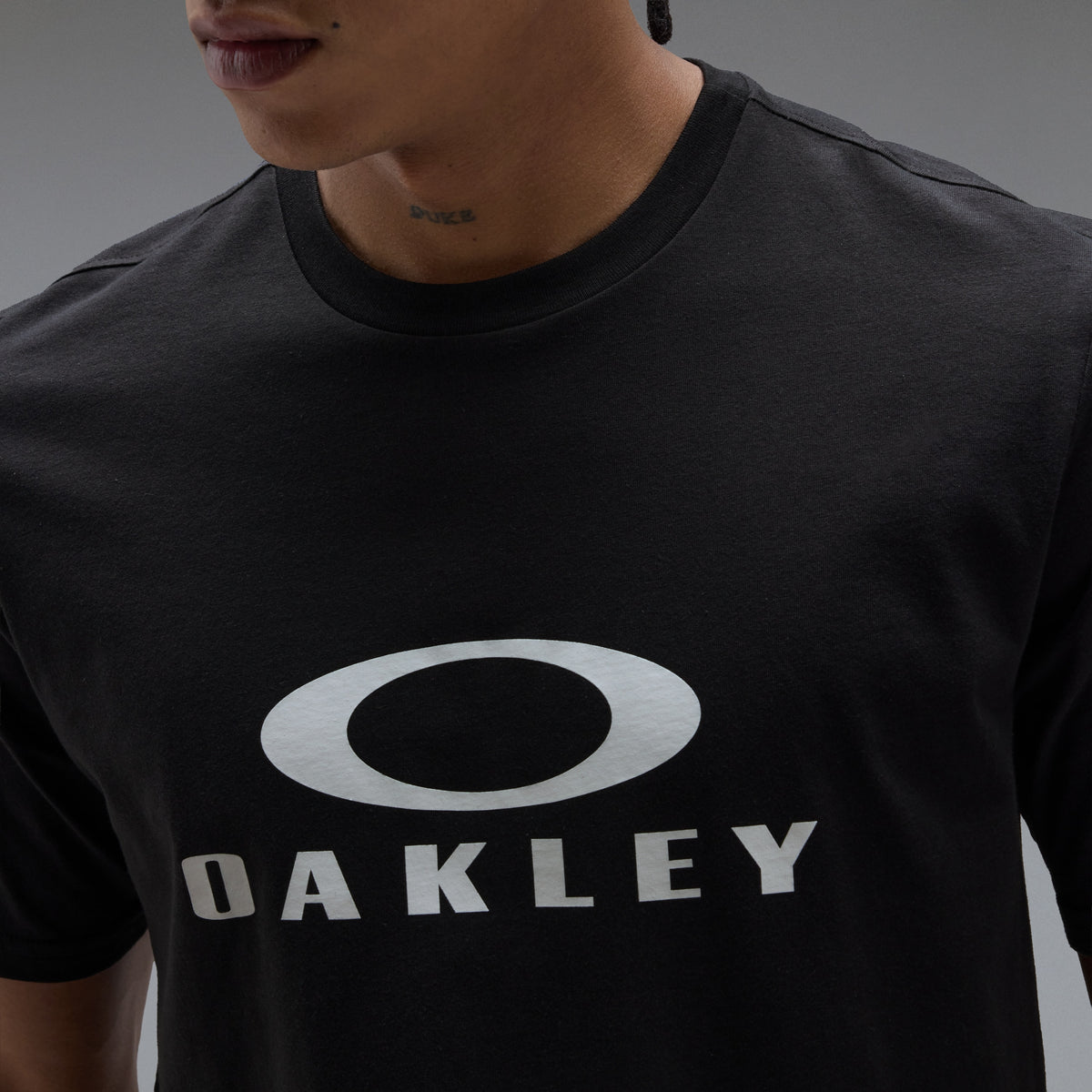 T-Shirt OAKLEY O BARK 2.0 Preto